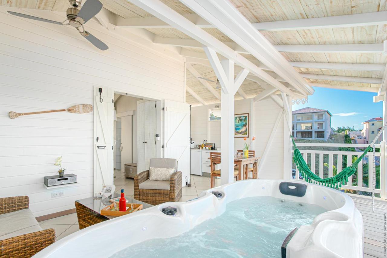 Bungalow Vanille Pacane - Vue Mer Avec Spa Prive レ・トロワ・イレ エクステリア 写真