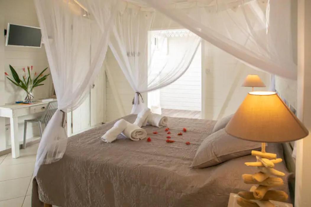 Bungalow Vanille Pacane - Vue Mer Avec Spa Prive レ・トロワ・イレ エクステリア 写真